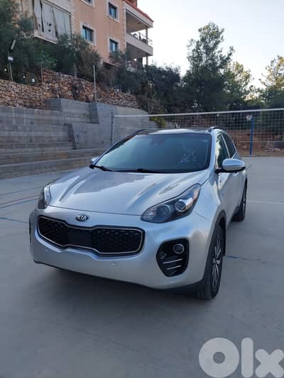 Kia Sportage 2018 EX - Full options (Clean Title)