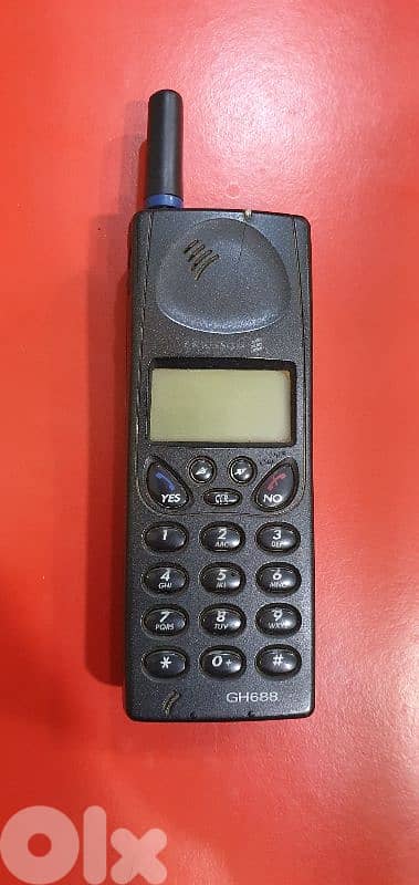 Ericsson 688 dabo maba3ref shi 3ano antique 20$ b ashrafiye 03723895