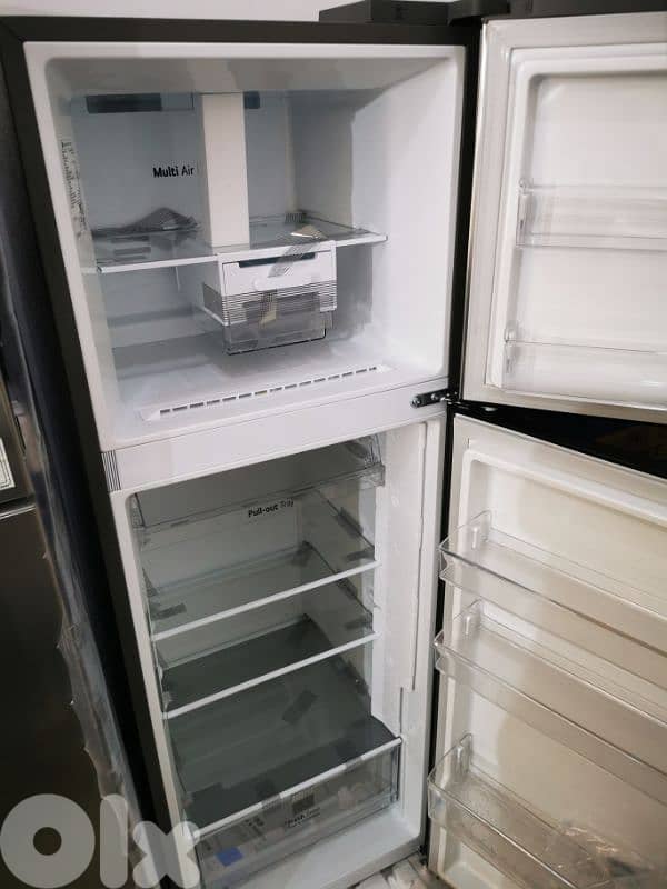 Refrigerator LG 22ft Inverter 1