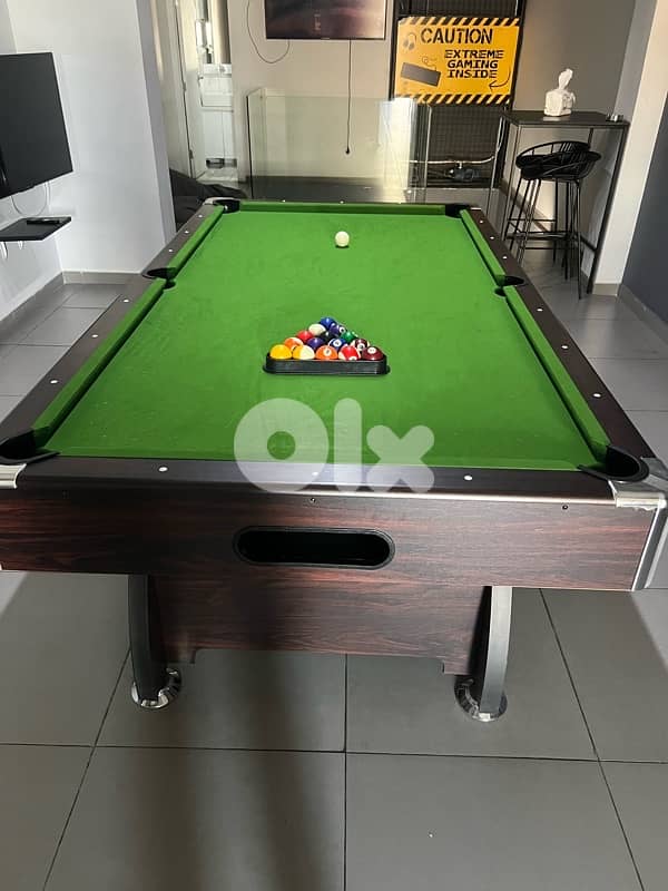 8 ft pool table 2
