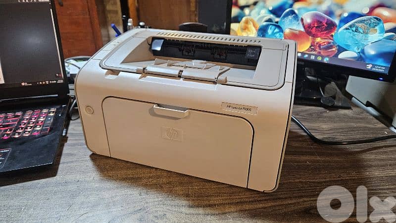 HP LaserJet P1005 Printer 0