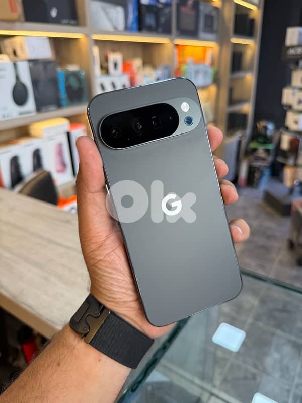 Pixel 10 Pro XL black color 1TB 0