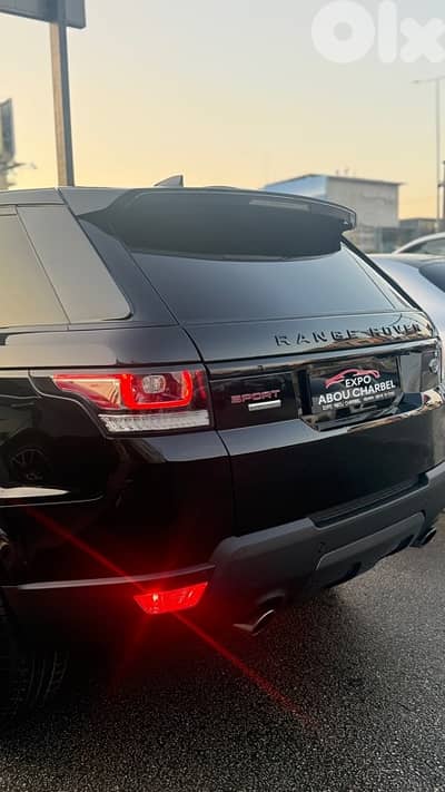 Range Rover Sport 2017 V8 Dynamic . CLEAN CARFAX