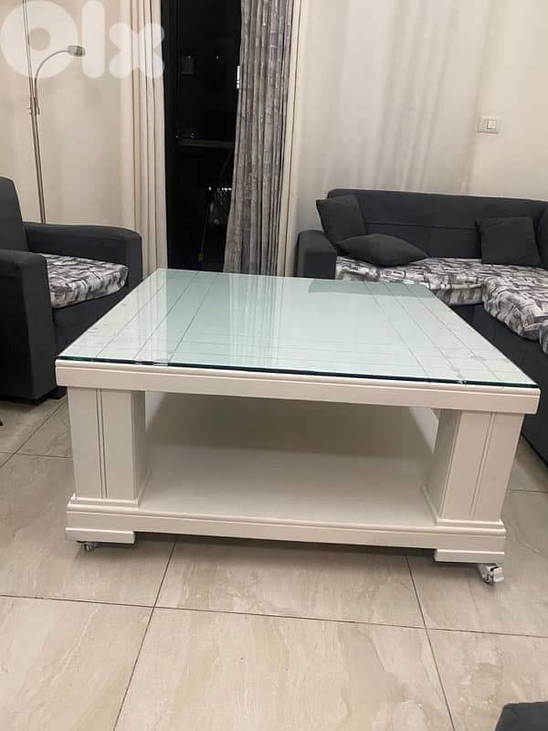 طاولة نص 6