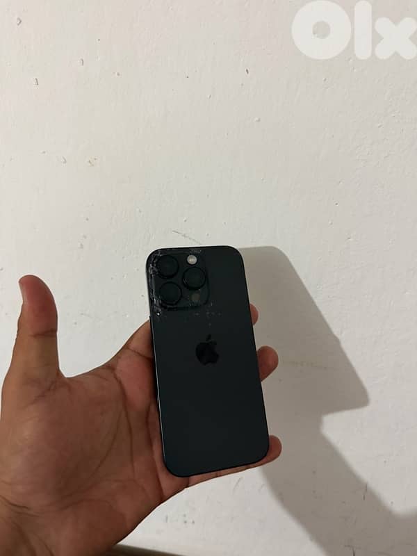 iPhone 16 Pro 256Gb (Cracked back) 2