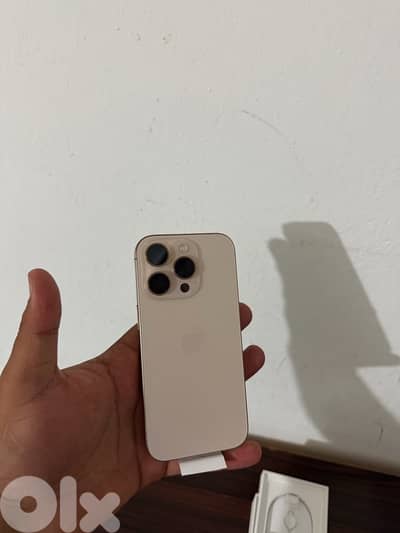 iPhone 16 Pro 256Gb (Desert titanium)