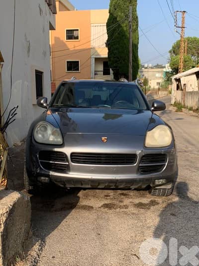Porsche Cayenne 2004