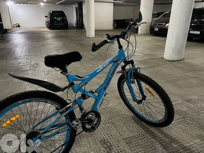 Mountain Bike – Excellent Condition – Blue Color