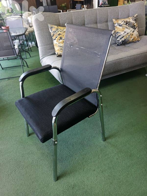 office chair كرسي مكتب ثابت 1