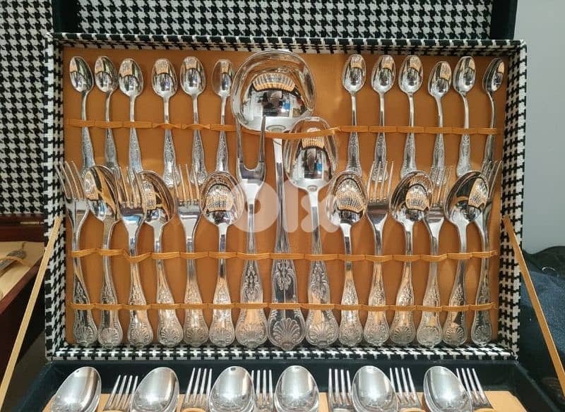 Exquisite Vintage Italian 800 Silver Flatware Set 2