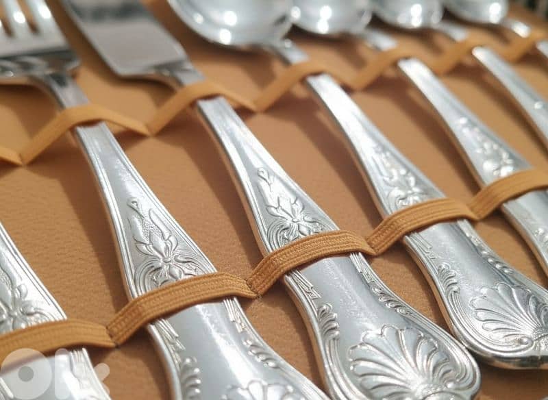 Exquisite Vintage Italian 800 Silver Flatware Set 3