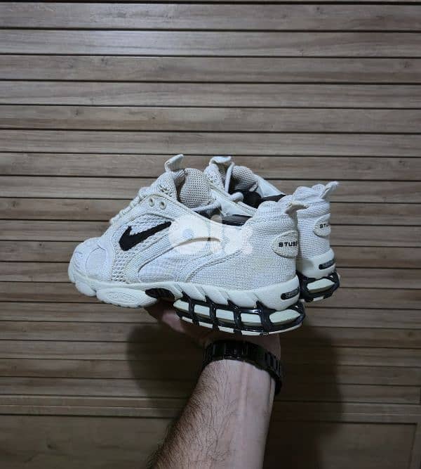 Stussy x Nike Air Zoom Spiridon Caged 2 'Fossil' 3
