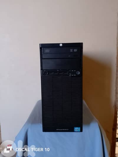 HP Proliant ML110 G7 Server