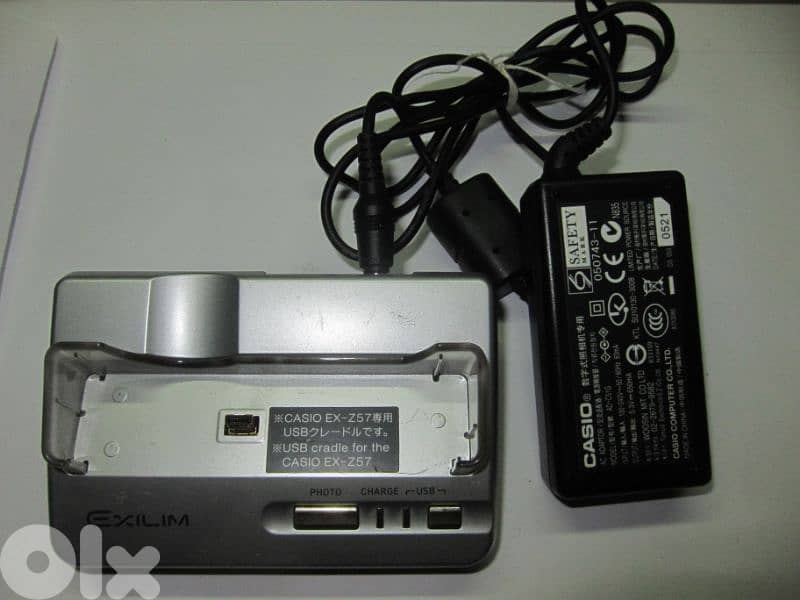 Casio Exilim EX-Z57 Digital Camera, like new 10