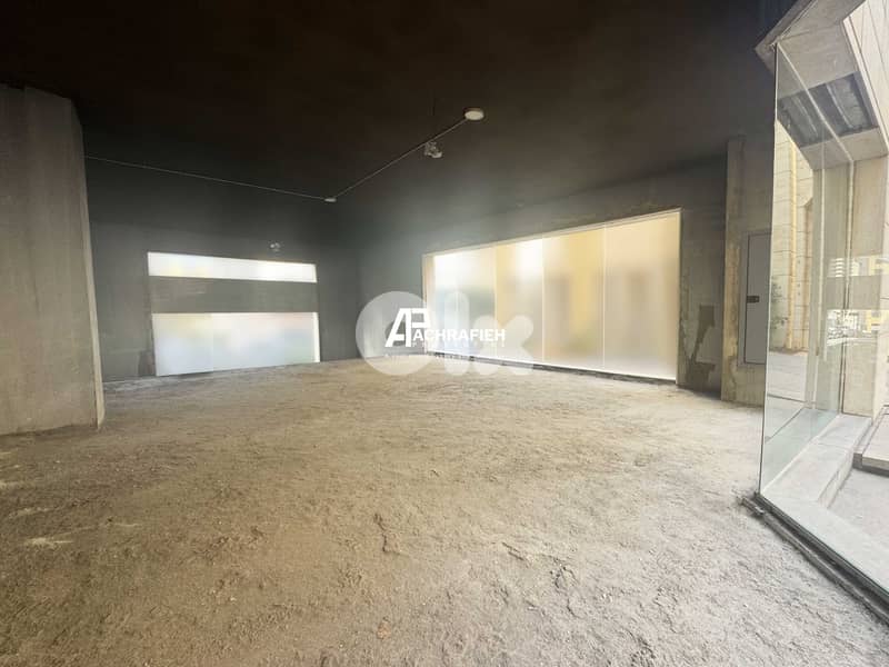 3 Floors - 440 Sqm - Shop For Rent in Downtown 0