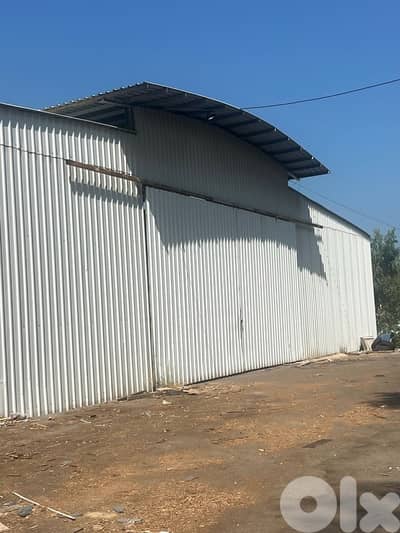 1100 m2 warehouse for rent
