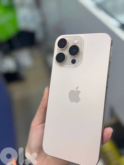 Used iPhone 16 Pro Max