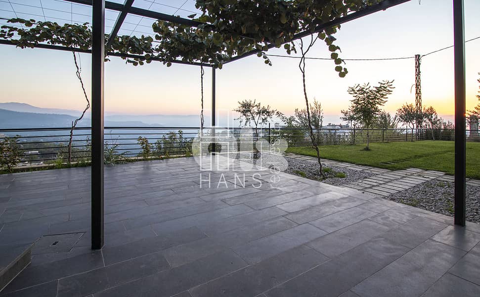 Modern Furnished chalet with Garden in kfardebian 1