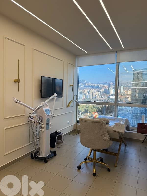 Clinic. Renovated & equipped room for skincare and face tattoo 0