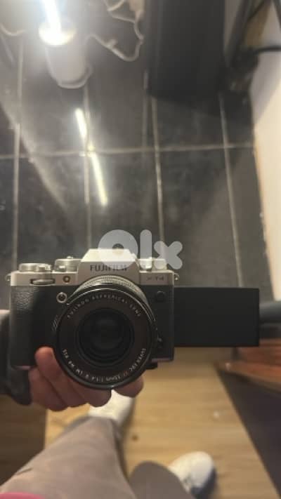 Fujifilm xt4 like new condition + 33 f1.4