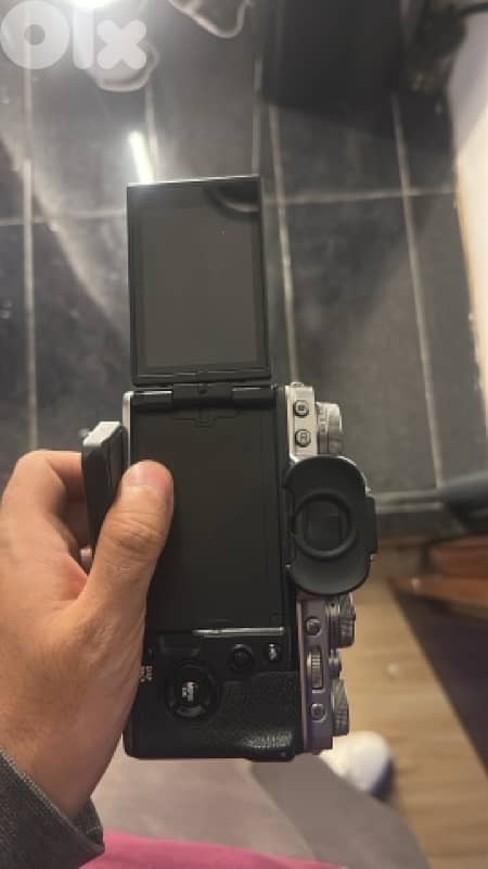 Fujifilm xt4 like new condition + 33 f1.4 2