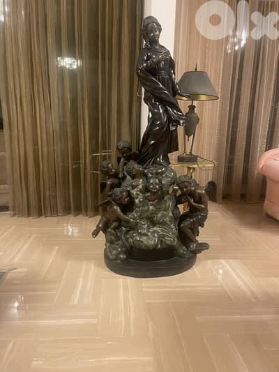 statue of saint Mary