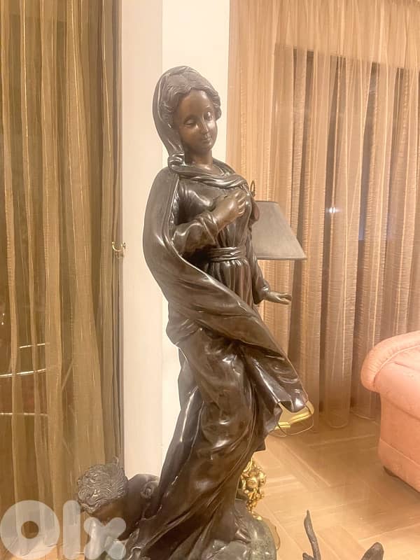 statue of saint Mary 1