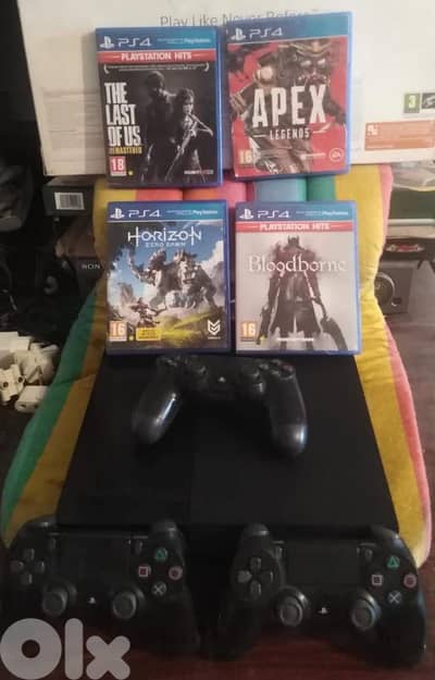 PLAY STATION 4