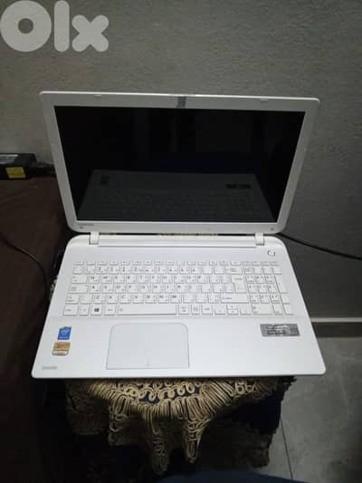 toshiba gen4 4gb ram 500hdd cash or trade anything