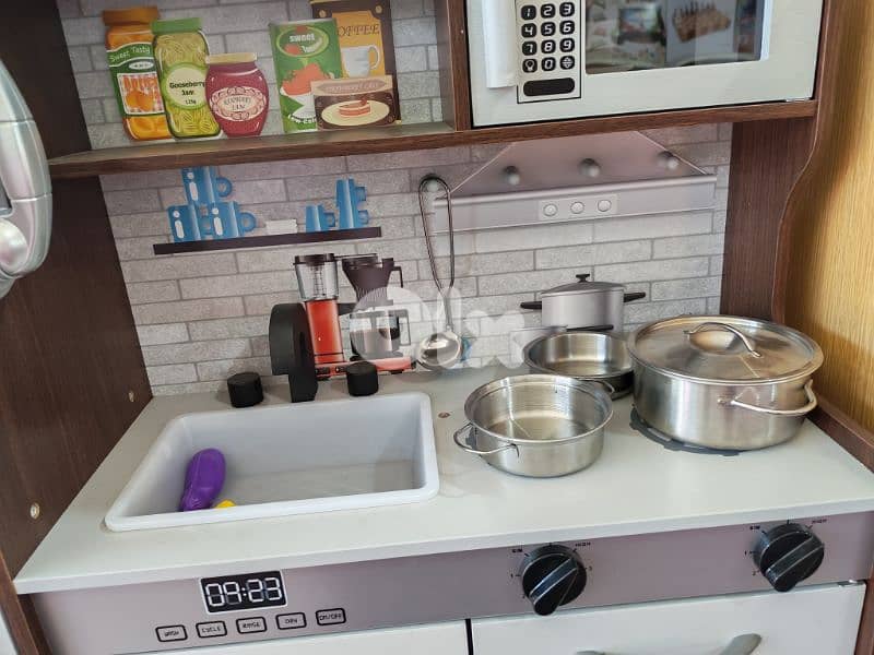 Kids Wood Kitchen 1