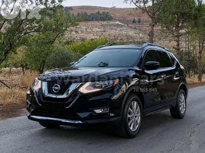 2017 NISSAN ROGUE SV AWD