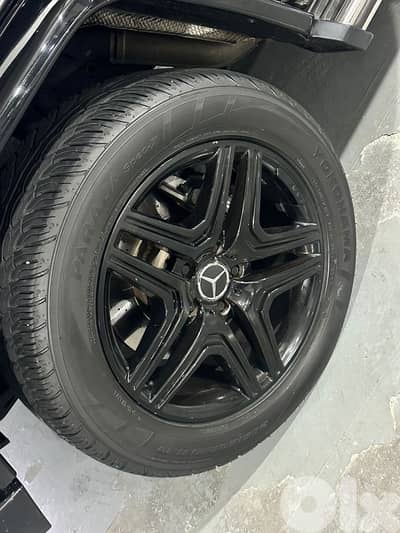 Used Mercedes G63 Rims for sale in barely used yokohama tires