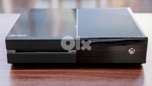 xbox one and controller