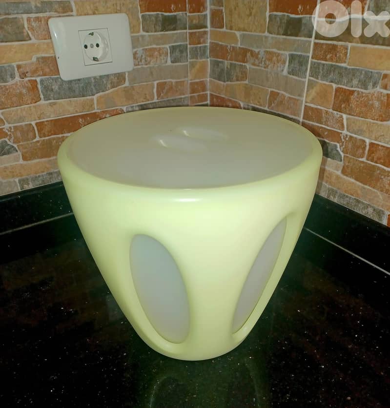 Vintage Guzzini OVO multiuse party item 0