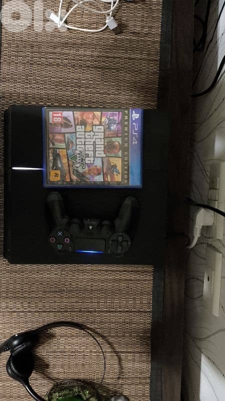 PS4 fat 500gb btet3adal 1