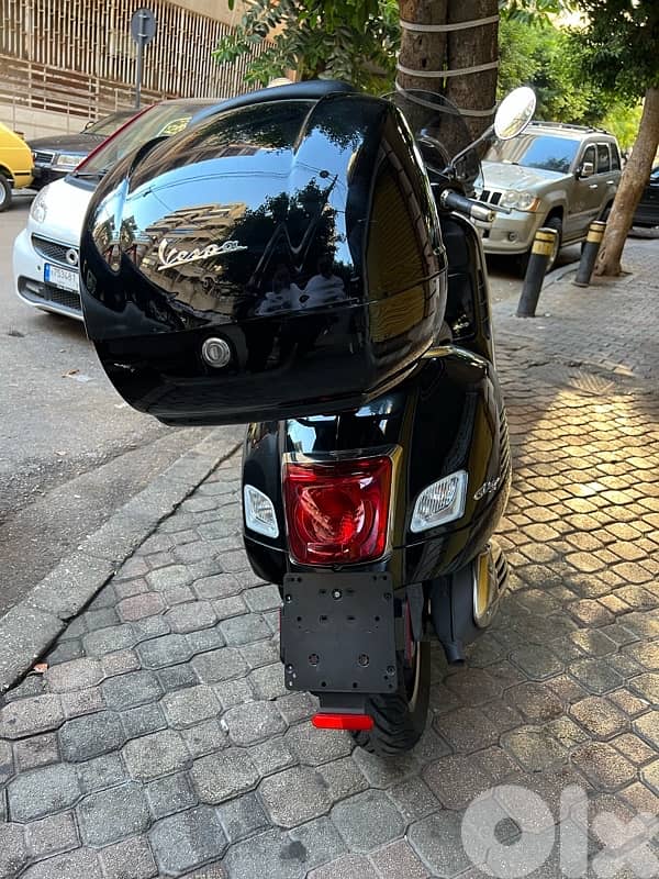 vespa GTS 300 12