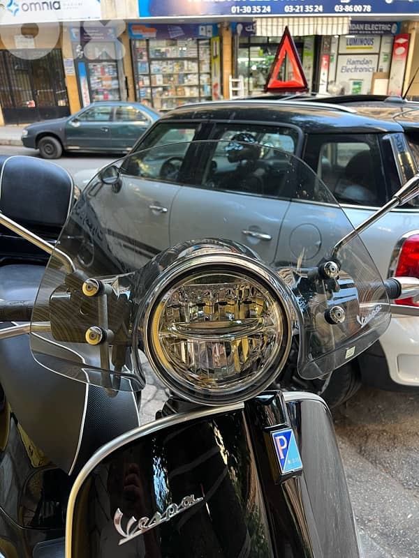 vespa GTS 300 15