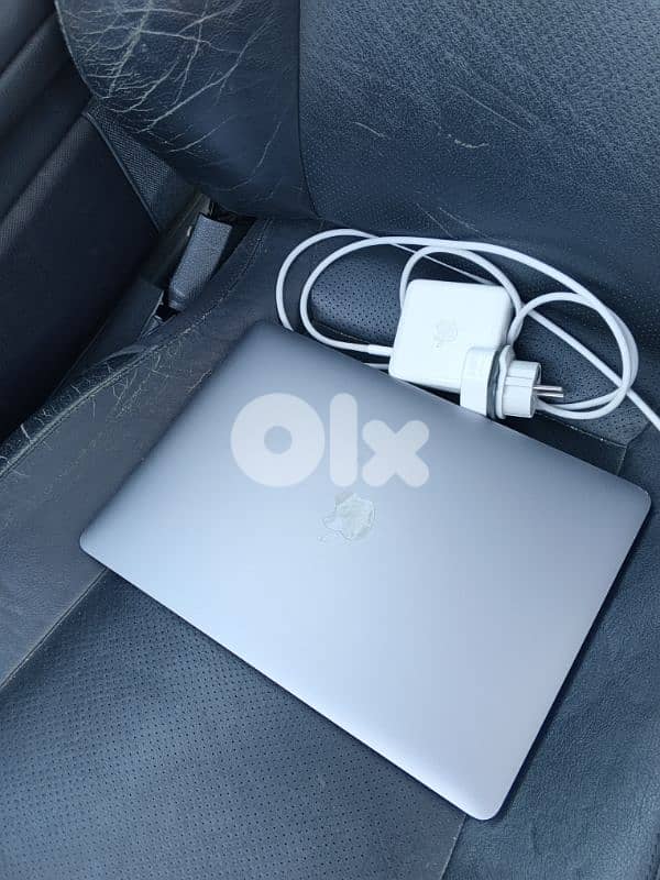 Macbook pro 2020 13 inch 2