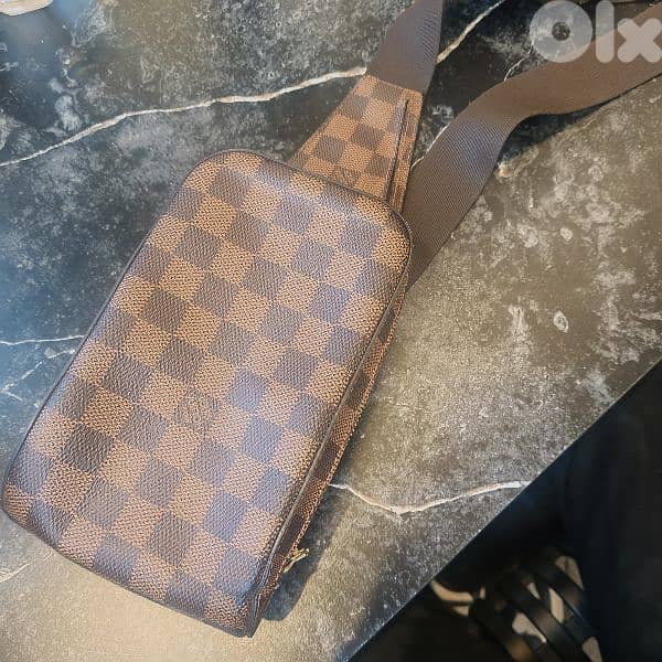 Louis Vuitton Geronimo Crossbody 0