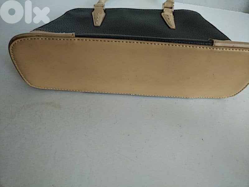 Elegant Handbag - Not Negotiable 4