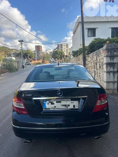 Mercedes-Benz C-Class 2009