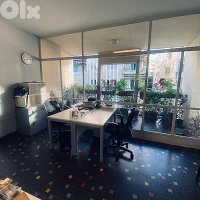 Prime location office badaro with large balcony