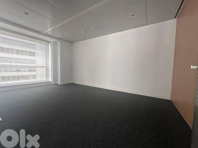 Luxury Office for Rent in Downtown Beirutمكتب  للإيجار في وسط بيروت
