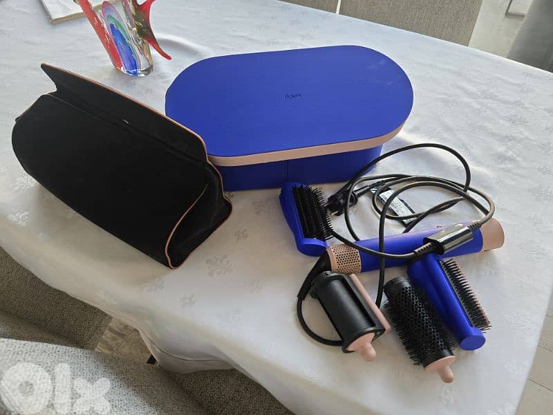 dyson hair airwrap 0