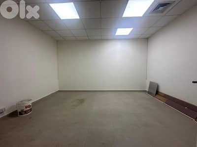 Office for Rent in Ramlet Al-Baydahمكتب للإيجار في الرملة البيضاء