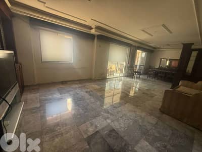 SPACIOUS APARTMENT IN TALLET EL KHAYAT PRIME (300SQ) 3 BEDS (BTR-513)