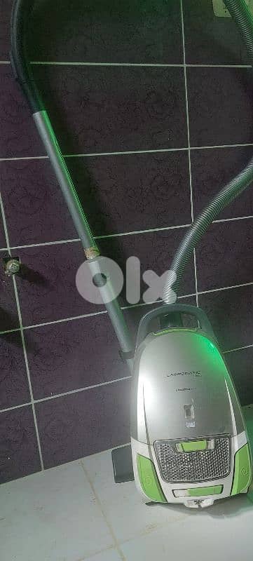 used vacuum cleaner 1