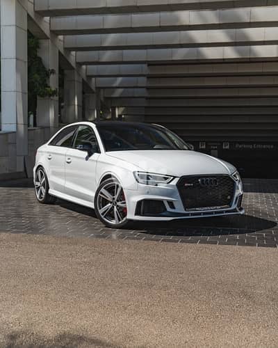 Audi RS3 2018 Sedan , Kettaneh Source & Services. Low Km