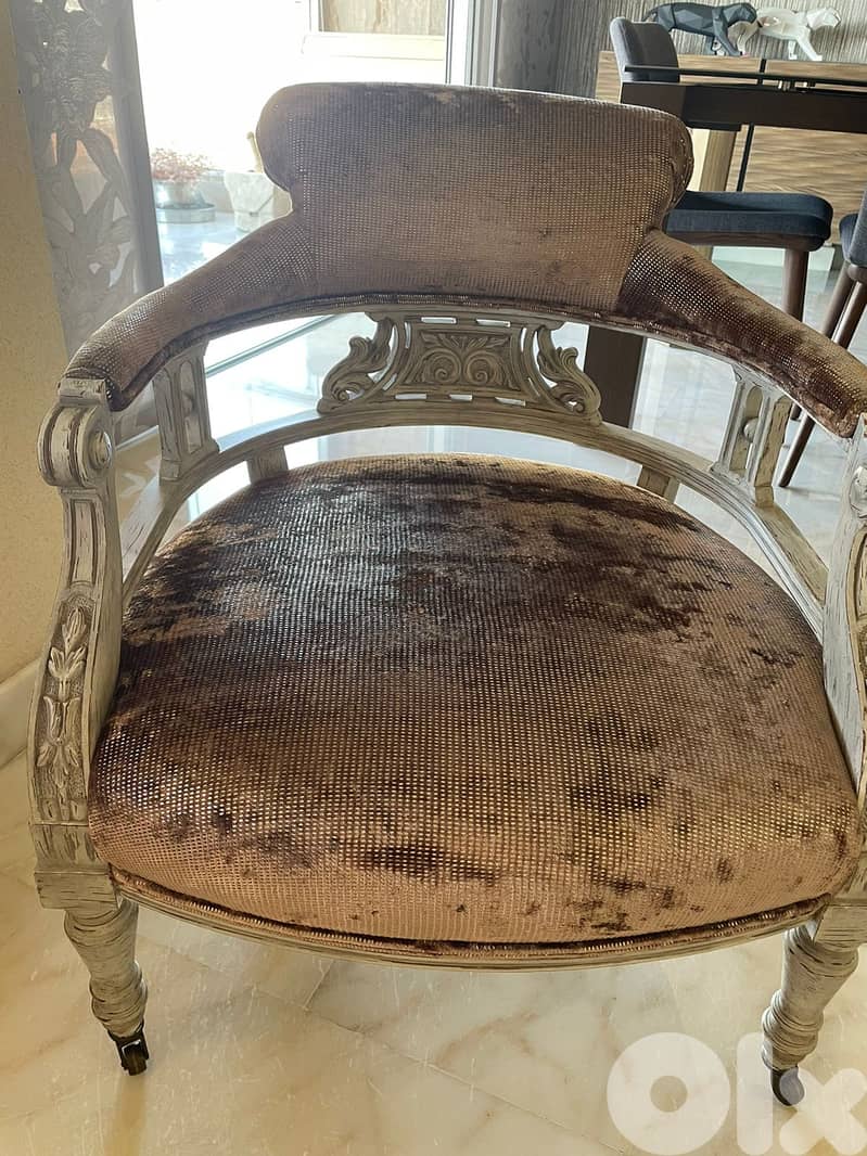 Opulent Bronze: Textured Velvet Barrel-Back Accent Chair 0