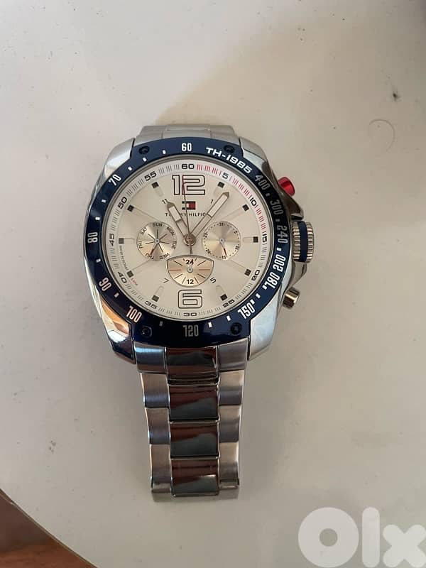 Tommy Hilfiger 5